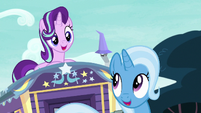 Starlight Glimmer and Trixie start singing S8E19