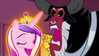 Tirek trying to suck out Cadance's magic S4E26