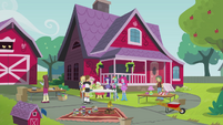 Applejack's house EG2