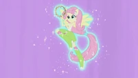 Fluttershy hovering with tambourine EG2.jpg (31 КБ)
