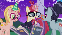 Moon Dancer sharing her books S5E12