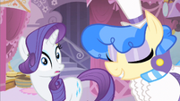 Sapphire Shores puts Rarity in shock mode.