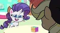 Rarity asks Applejack what she's doing PLS1E3b.png (537 KB)
