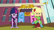 Sci-Twi and Applejack at the start line EG3