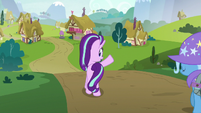 Starlight Glimmer waving goodbye to her friends S6E25