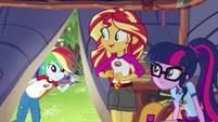 Sunset Shimmer --be right there!-- EG4