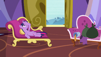 Twilight Sparkle looks very exhausted S9E19