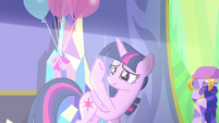 Twilight Sparkle suddenly in the spotlight S7E1