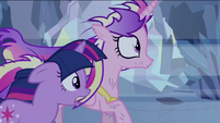 Twilight and Cadance running S2E26