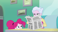 Pinkie appears next to old lady's table EGDS39