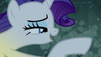 Rarity lightly dusting the cave walls S7E16