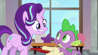 Starlight and Spike look very worried S8E1