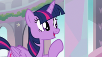 Twilight Sparkle "show you your living quarters" S8E1