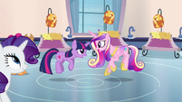 Twilight and Cadance ladybug dance S03E12