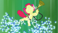 Twittermitas electrocutan a Apple Bloom por cuarta vez Un Descanso Agotador