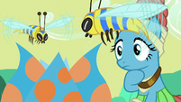 Meadowbrook notices flash bees appearing S7E20