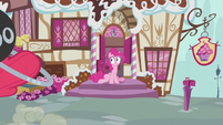 Pinkie Pie on front of entrance S2E06
