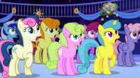 Popular background ponies 6 S01E01
