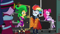 Rainbow Dash holding the nightclub costume EGS2