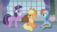 Season 8 promo image - Twilight talking to Applejack and Rainbow