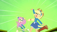 Applejack and Fluttershy on a green splashscreen EG