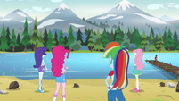 Rarity, Pinkie, Rainbow, Fluttershy gazing at the water EG4