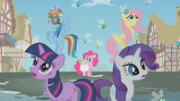 Twilight and friends see the spell take effect S1E10