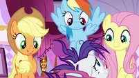 AJ, Rainbow, and Fluttershy offer to help Rarity S7E19
