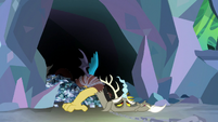 Discord lying pitifully on the ground S9E25