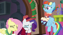 Flutterholly and Merry gigging S06E08