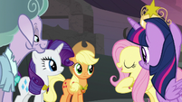 Fluttershy "healing magic instead of banishing" S7E26