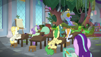 Piece of Froggy Bottom Bogg appears in Trixie's class S9E20