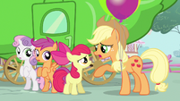 Sweetie Belle & Scootaloo standing S3E4