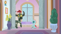 Ocellus runs into the living armor again S8E15