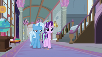 Starlight and Trixie walk through the school S9E20