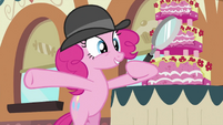 Pinkie with magnifying glass S2E24