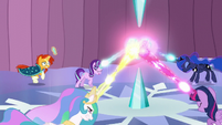 Sunburst runs quickly to the Crystal Heart S6E2