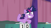 Twilight Sparkle back in the game S9E16