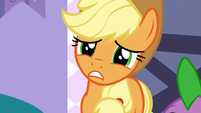 Applejack's head points to Spike S3E9