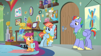 Bow and Windy enter the room after Scootaloo S7E7