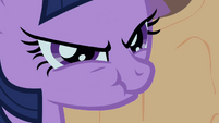 Twilight determined to reshelve S2E10