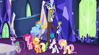 Discord appears behind main cast S5E22