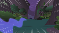 Nightmare Moon mist heading for manticore S1E02