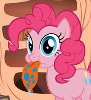 Pinkie Lengua (LAT)/Pinkie Escupitajos (ES)