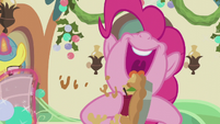 Pinkie smushes apple and pie together S5E20