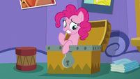 Pinkie speaking nervously S5E19