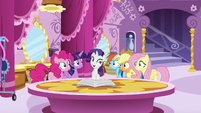 Rarity --I can always count on all of you-- S6E9