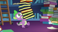 Spike starting to lose his balance S7E26