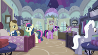 Twilight and Spike in Quills and Sofas store S5E3