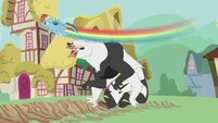 Rainbow Dash swoops down on bugbear S5E9